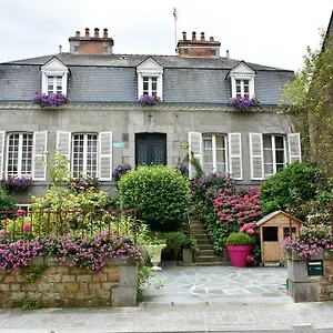Couette-café D'hôtes L'hermine, Val-Couesnon